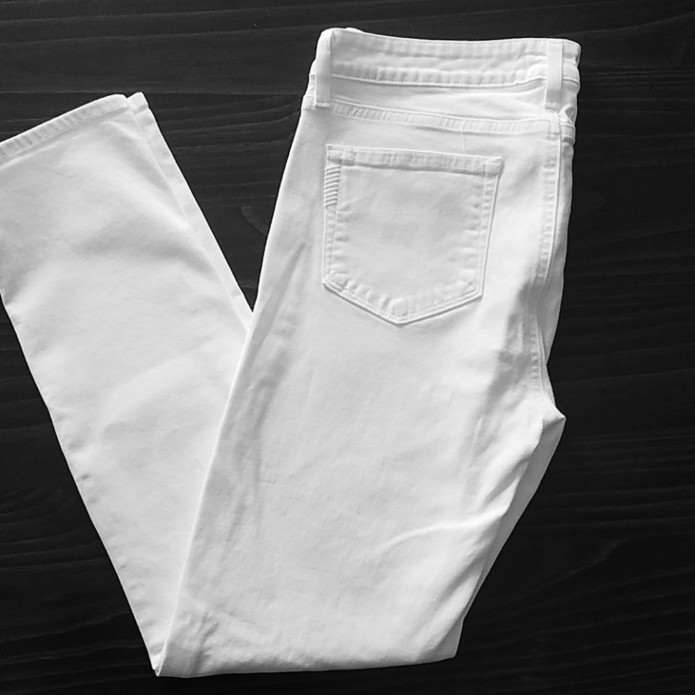 Paige Skyline Ankle Peg Jeans